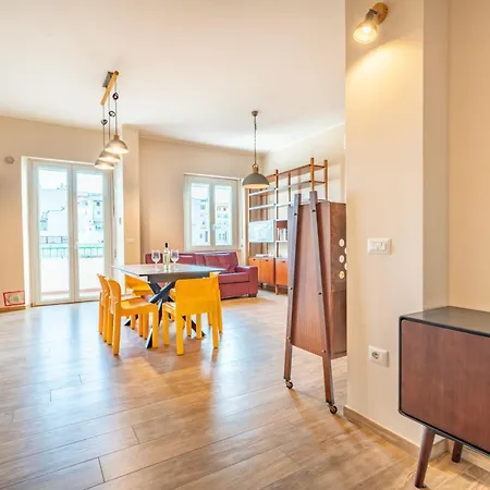 דירה Novecento, Di Design קליארי